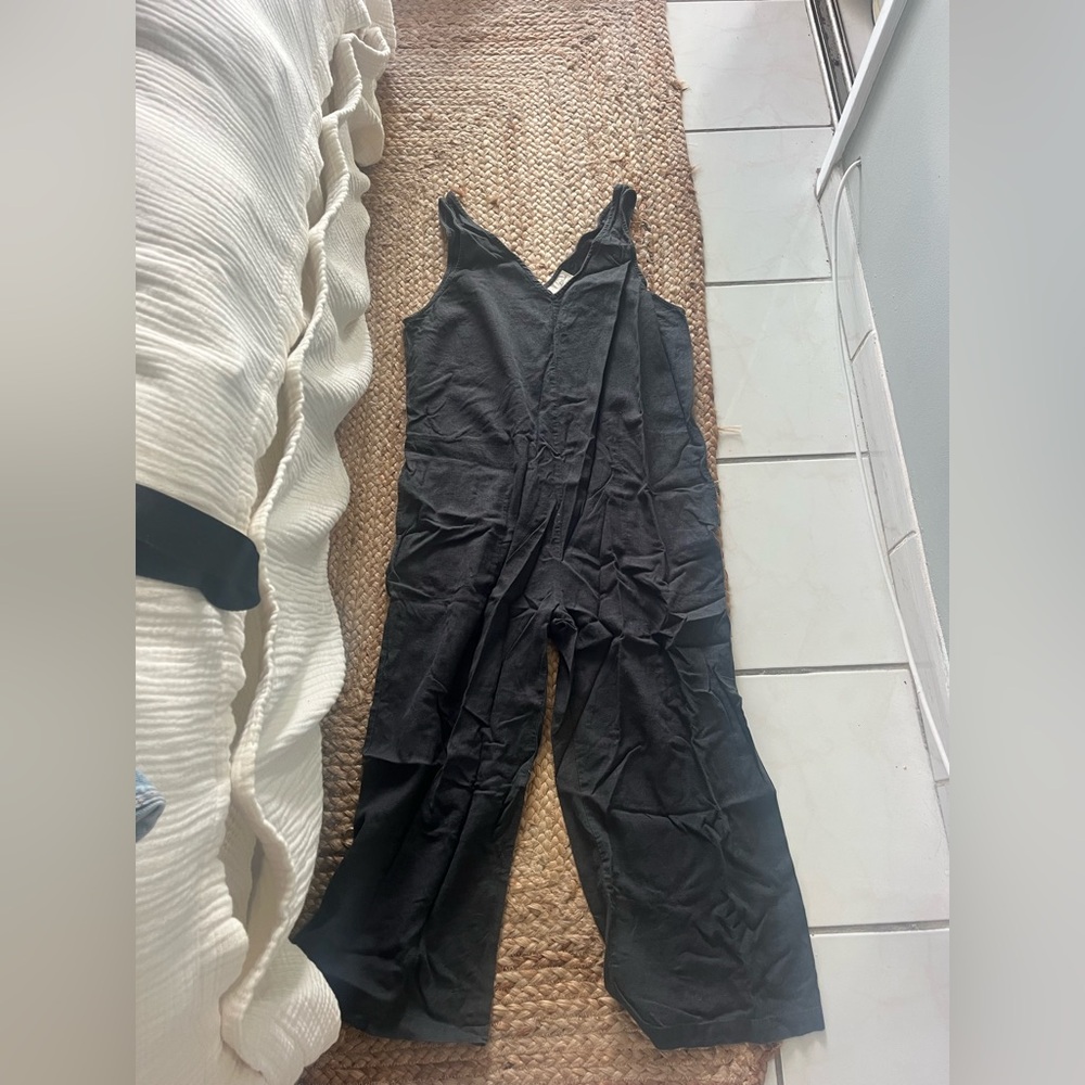 Universal thread grey breezy jumpsuit